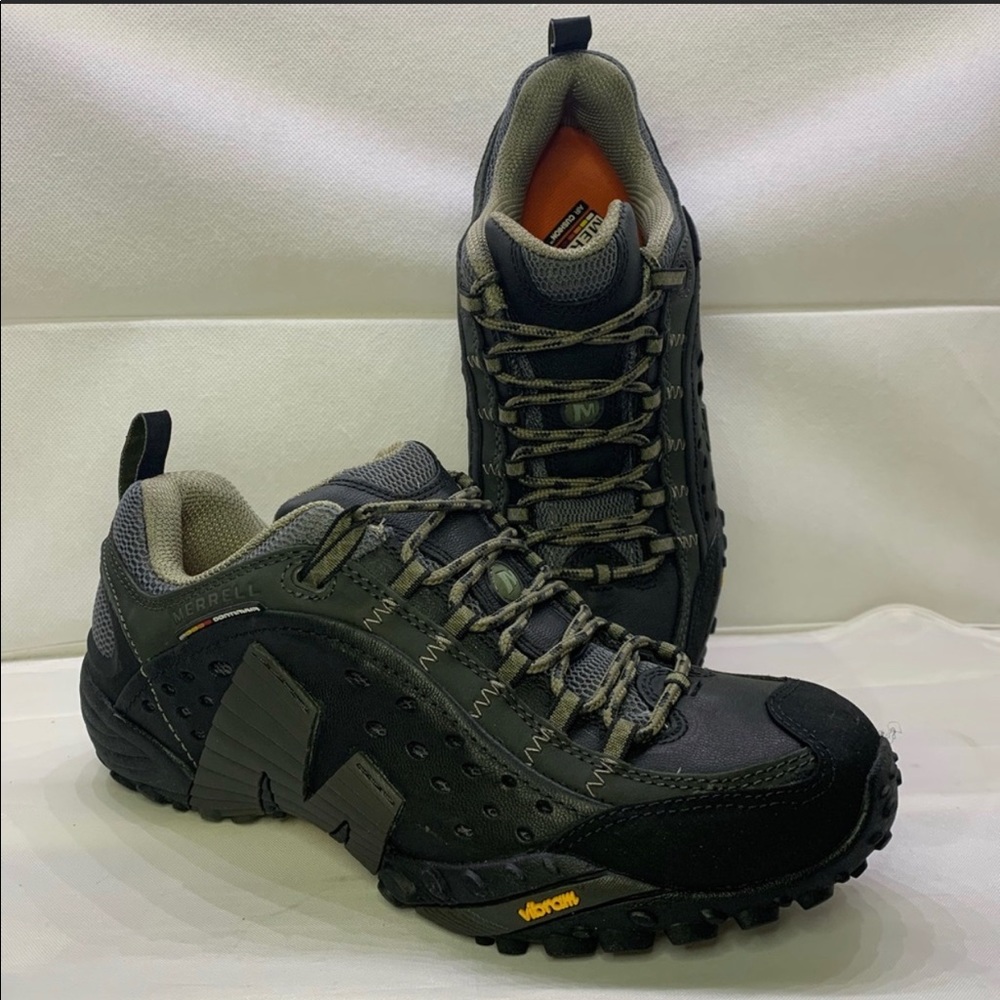 Merrell Intercept Leather Hiking Shoes Black